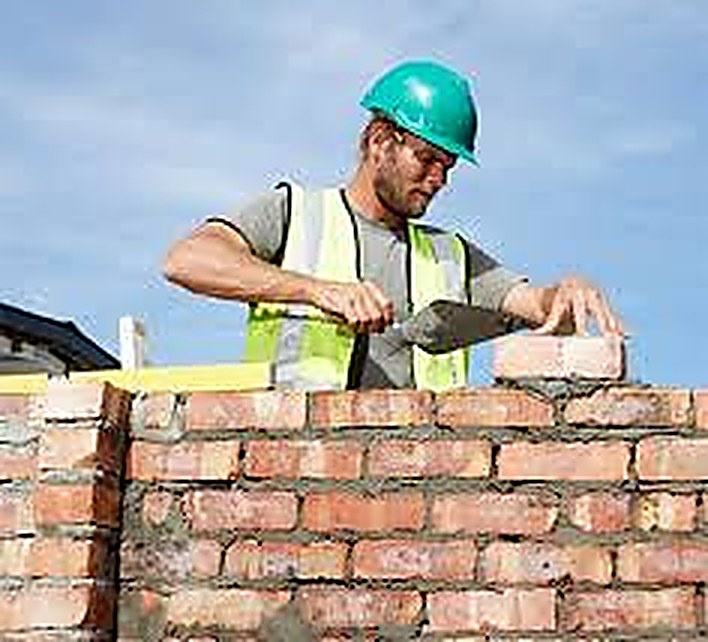 Builder using JobMate to manage jobs and invoicing